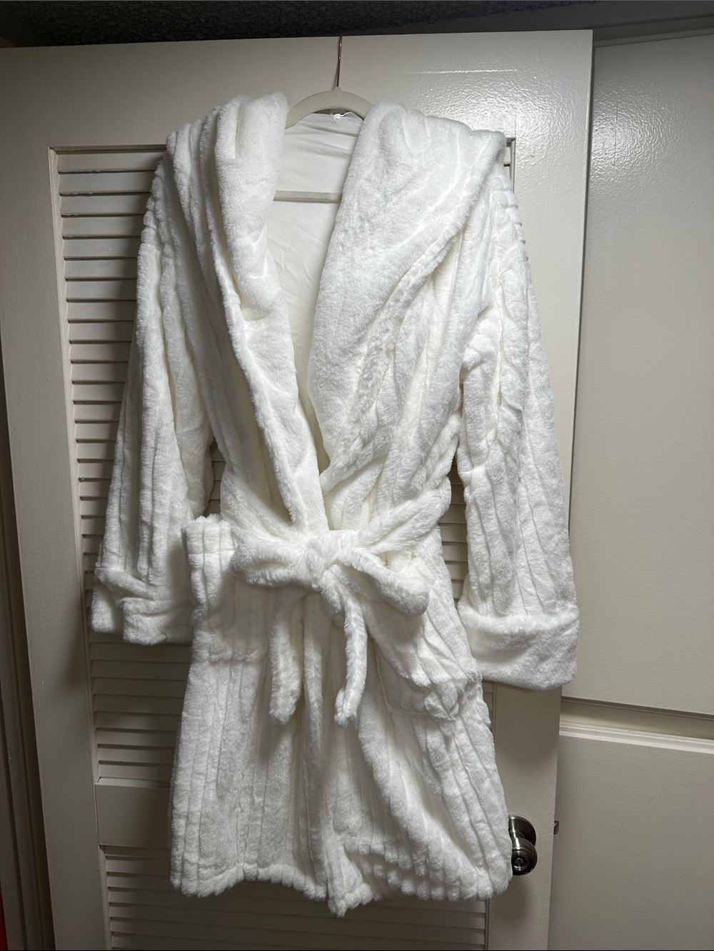 Plush Mink White Hooded Bathrobe with Belt